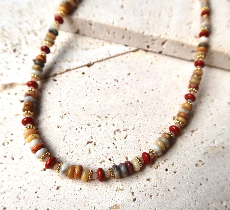 Beaded necklace with earthy multicolor stones